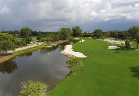 The Resort at Longboat Key Club: Harbourside Course White Egret/Blue ...