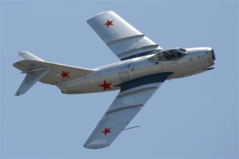 Mikoyan-Gurevich MiG-15 "Fagot" - Great Planes Photo (22258883) - Fanpop