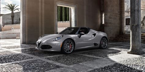 2020 Alfa Romeo 4C Review, Pricing, and Specs