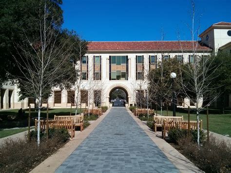 Stanford Campus : California | Visions of Travel