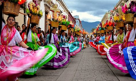 Lunes de cerro en la Guelaguetza ¡vive su magia! | El Souvenir