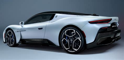 Maserati has introduced the new MC20 sports car | Spare Wheel