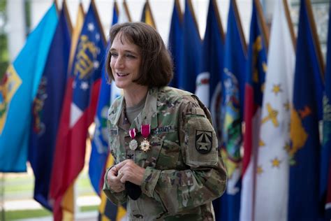 DVIDS - Images - Walter Reed Army Institute of Research welcomes new commander [Image 3 of 5]