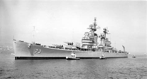 Baltimore-class heavy cruiser USS Saint Paul (CA-73), looking stately ...