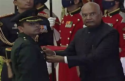 Gallantry Awards 2021: सैनिक स्कूल के पूर्व छात्र मेजर महेशकुमार भूरे ...