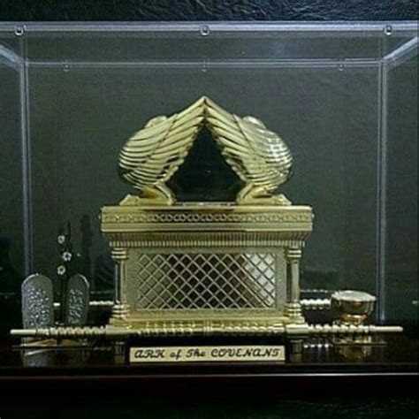 Jual MINIATUR TABUT PERJANJIAN OR THE ARK OF THE COVENANT | Shopee Indonesia