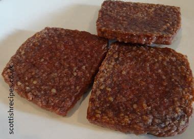 How To Make Lorne Square Sausage - Scottish Recipes Diy Food Recipes, Meat Recipes, Gluten Free ...