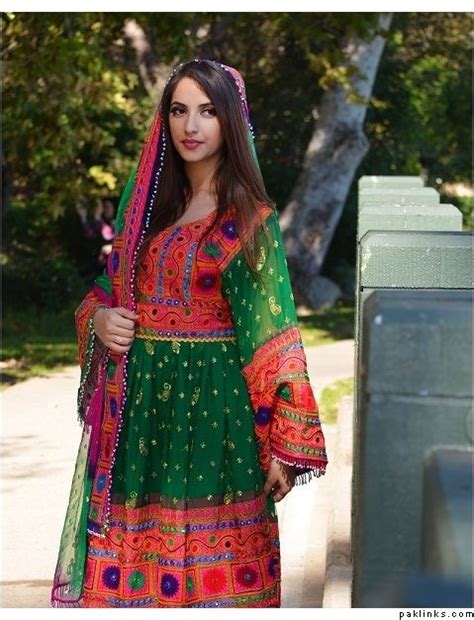 pashtun cultural dress | Afghan fashion, Afghanistan clothes, Afghan ...