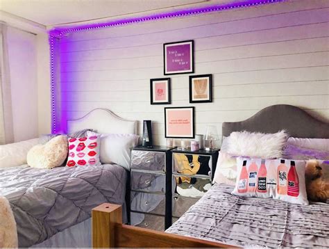 Our favorite wallpaper trends for college dorm rooms | Trending decor, Dorm decorations, Dorm room