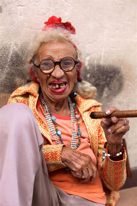 old cuban woman - Google Search | Cuban women, Cigars and women, Women smoking