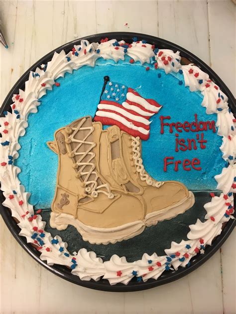 Buttercream decorated cookie cake for the 4th of July | Buttercream decorating, 4th of july cake ...