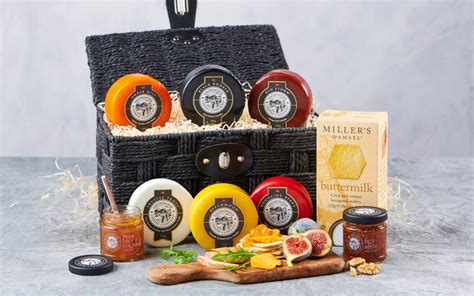 Indulgent Cheese Hamper | Snowdonia Cheese