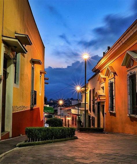 Xalapa, Veracruz, México | Vacaciones en grecia, Vacaciones en mexico, Viaje a europa