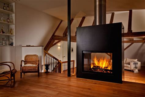 25 Epic Double Sided Fireplace Ideas for This Winter