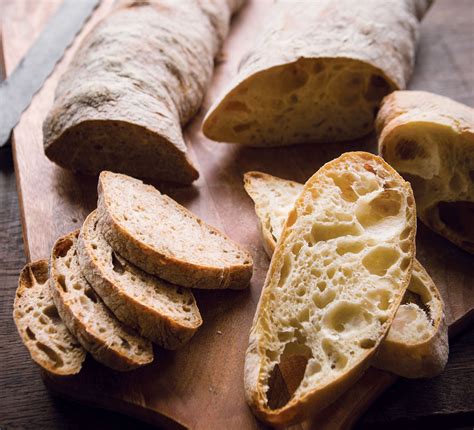 Crusty Sourdough Italian Loaf - alive magazine | Ricetta