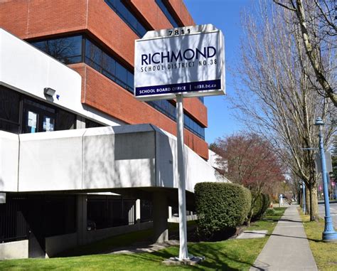 SD38 draws on reserves, cuts positions to balance budget - Richmond News