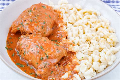 Hungarian Chicken Paprikash (Paprikás Csirke) - Recipes From Europe