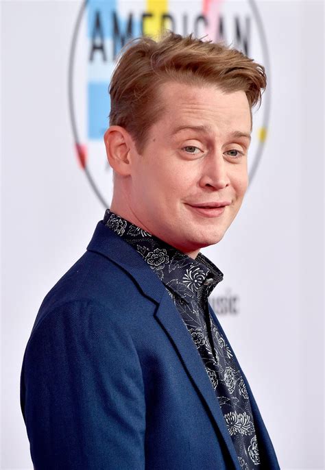 La primera imagen de Macaulay Culkin en American Horror Story 10