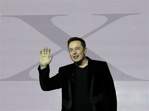 Elon Musk ditches Twitter's iconic blue bird logo for an 'X' : NPR