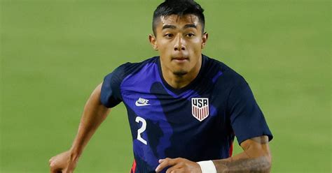 Mexico over USMNT: Rising LA Galaxy star Julian Araujo switches ...