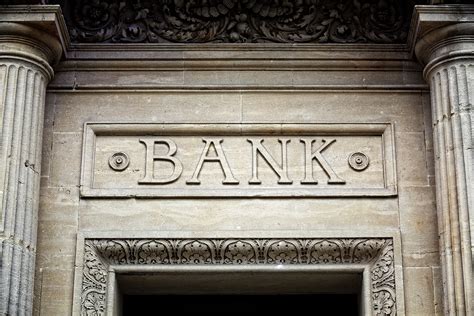 9 Strategies to Protect Your Bank From Internal Fraud