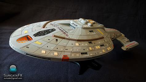 USS Voyager Model by SuricataFX on DeviantArt