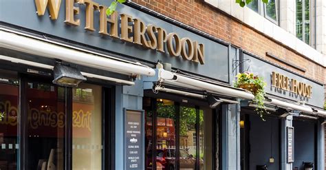 Wetherspoons will open 18 new pubs and create 2.000 jobs as lockdown eases