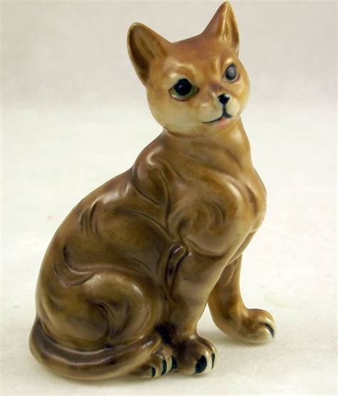 Vintage porcelain brown striped cat figurine Japan mid century - Animals