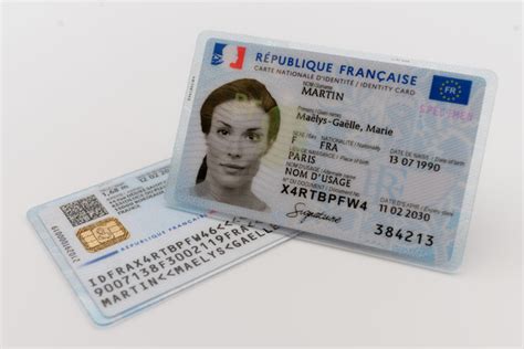 The new French National Identity Card is awarded the prize for the best ...