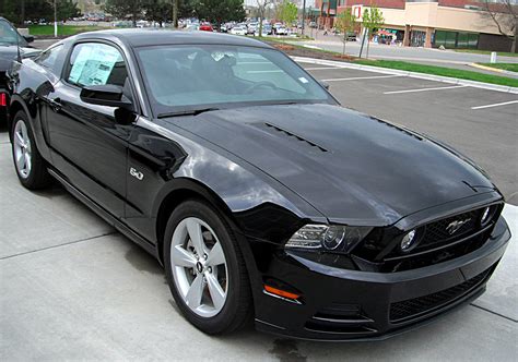 File:2013 Ford Mustang GT (front view).jpg - Wikipedia