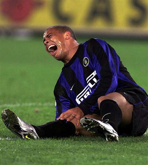 Ronaldo Nazário: The Tragic Knee Injury That Defined His Career - Footballdive.com