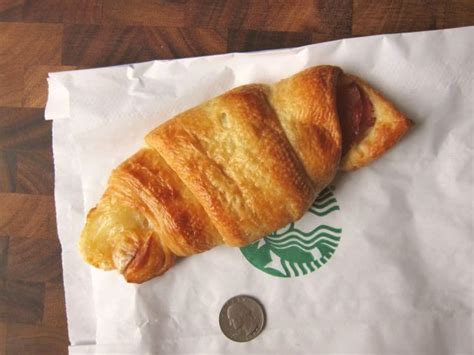 Review: Starbucks - Ham and Cheese Croissant