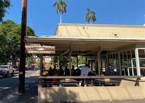 The Best Restaurants in Lahaina - I'm Jess Traveling