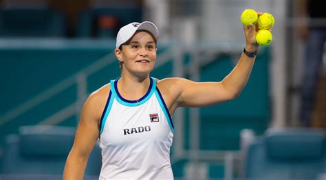 Ashleigh Barty, No. 1 in the ranking WTA - Slazenger Heritage