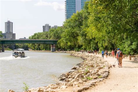 18 Best Things to Do in Downtown Winnipeg (for 2024)