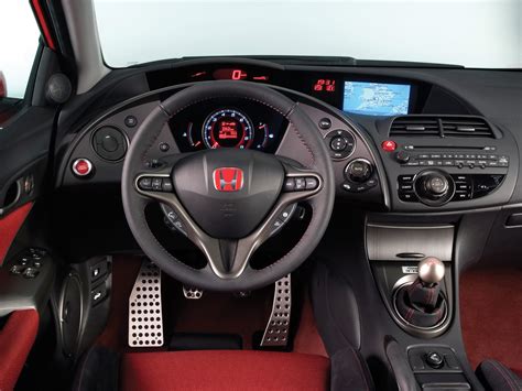 2007 Honda Civic Type R - Interior - 1920x1440 - Wallpaper