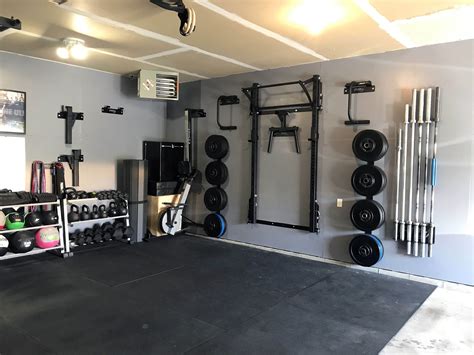 How to Decorate a home gym flooring ideas only in dhomedesign.com | Home gym flooring, Gym room ...