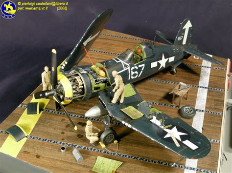 TopFlite GiantScale F4U 1-D Corsair: Paint Scheme