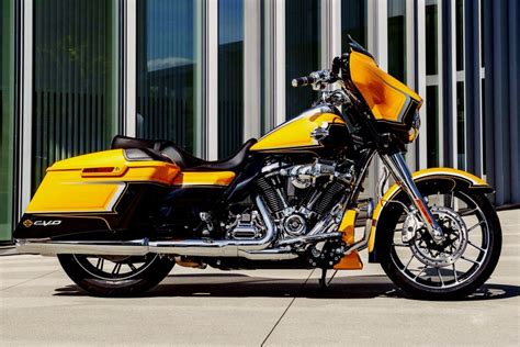 2023 Harley Davidson CVO Street Glide Rumors, Specs & Colors Update ...