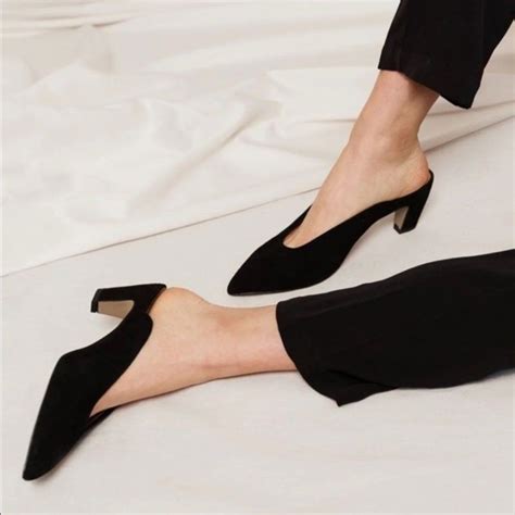 Intentionally Blank Shoes | Intentionally Blank Per Mule Black Suede 8 ...