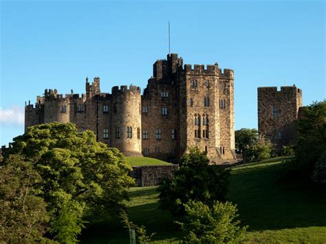 Downton Abbey: 15 beautiful filming locations in the UK | Skyscanner's Travel Blog