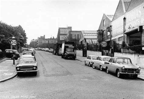 CRICKLEWOOD | Road, Street view, London