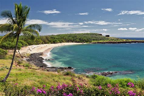 Manele Bay Hawaii by Ishootphotosllc