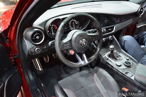 Frankfurt 2015: Alfa Romeo Giulia Quadrifoglio makes first public appearance – full look of the ...