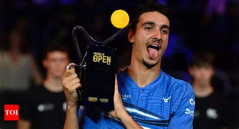 Italy's Lorenzo Sonego romps to Metz ATP title | Tennis News - Times of ...