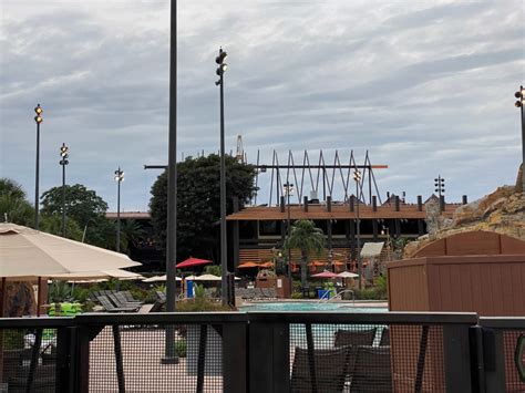 PHOTOS: Refurbishment Continues on Disney's Polynesian Village Resort ...