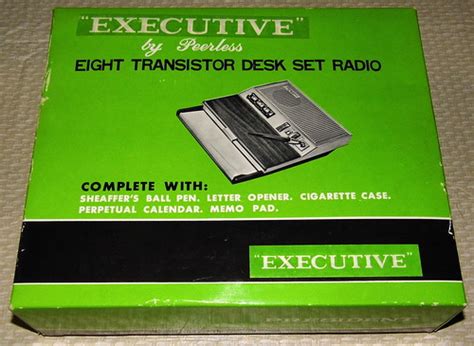 Vintage "Executive" 8-Transistor Desk Set Radio By Peerles… | Flickr