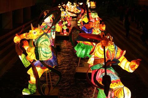 seoul lantern festival | Lantern festival, Asia travel, City photography