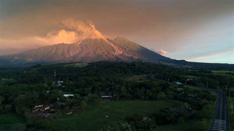 Thousands Flee As Guatemalan Volcano Erupts Again : NPR