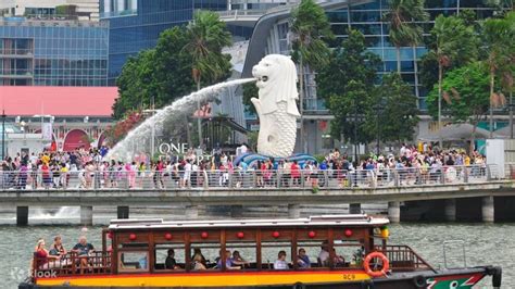 Singapore River Cruise Ride with Chinese Style Lunch or Dinner - Klook United States